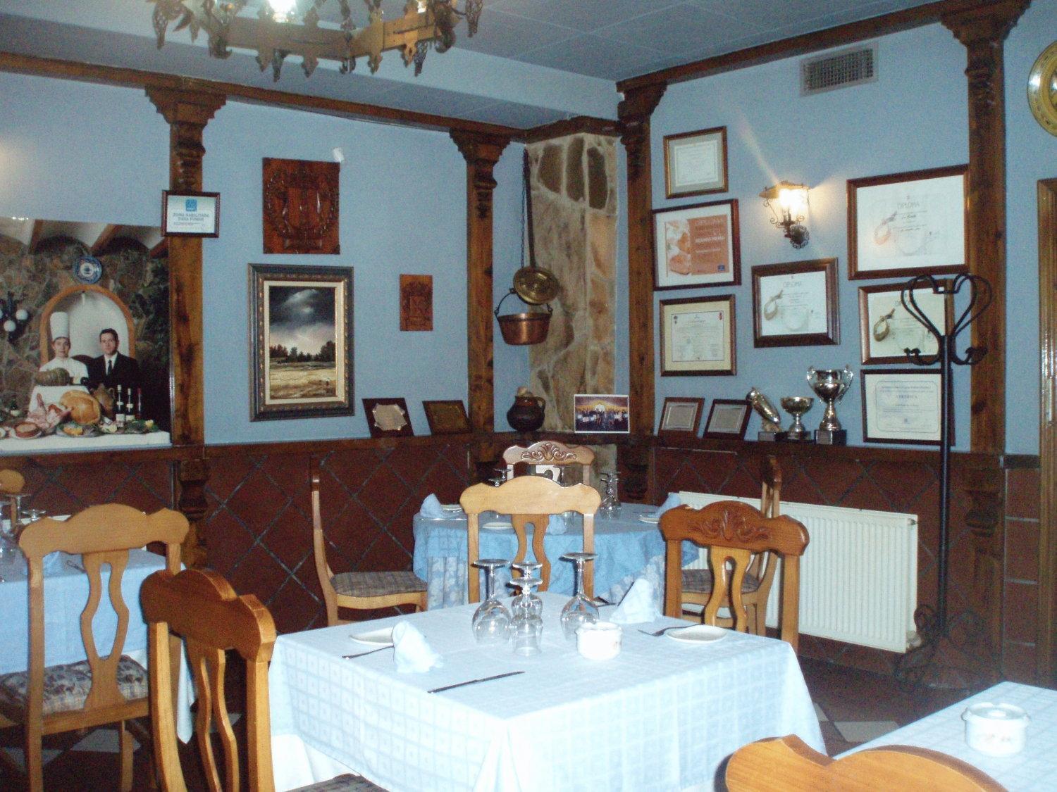 Hostal Restaurante La Muralla Canete  Eksteriør bilde